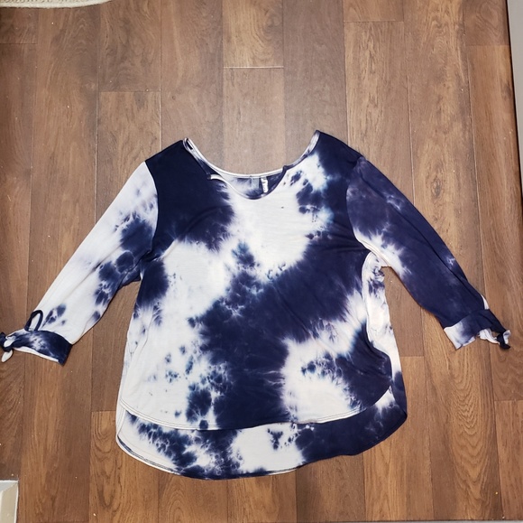 Silverwear Tops - Tie Dye Top